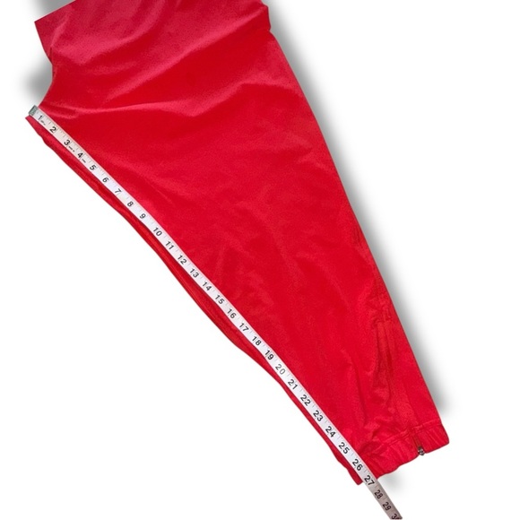 NWT LULULEMON Adapted State Perforated HR Jogger - Red Glow Size 14 - Picture 8 of 15